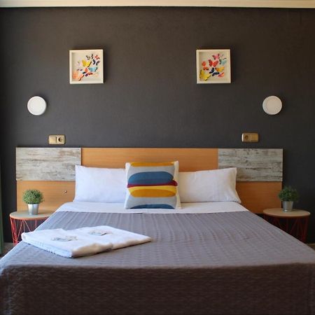 Hotel Rodsan Suizo Castelldefels Exterior foto