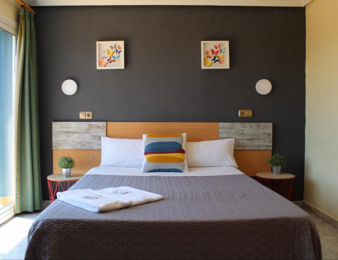 Hotel Rodsan Suizo Castelldefels Exterior foto