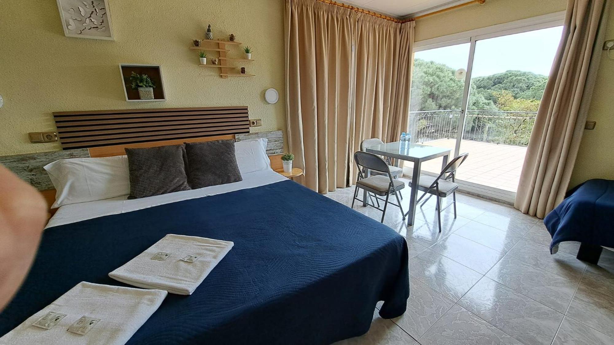 Hotel Rodsan Suizo Castelldefels Exterior foto